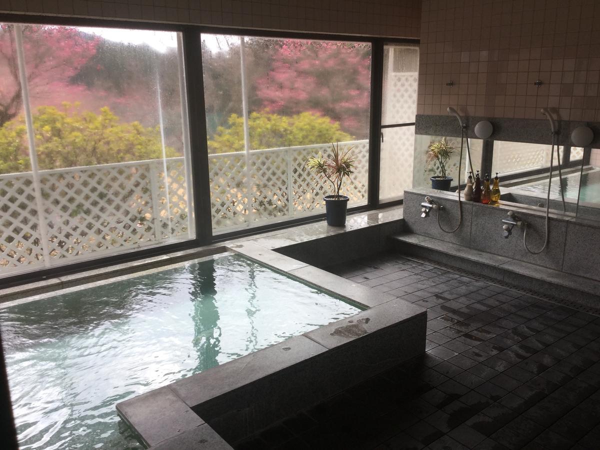 Utsunomiya Inter Resort Hotel & Golf Tsuru Country Club Екстер'єр фото